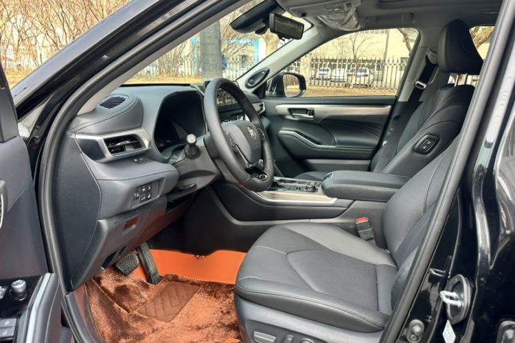 Used Toyota Highlander 2024 380T Four-Wheel Drive Ultimate 7-Seater Interior 2