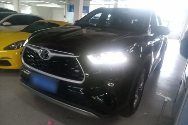 Toyota Highlander 2024 380T Four-Wheel Drive Prestige Version 7 Seats с пробегом