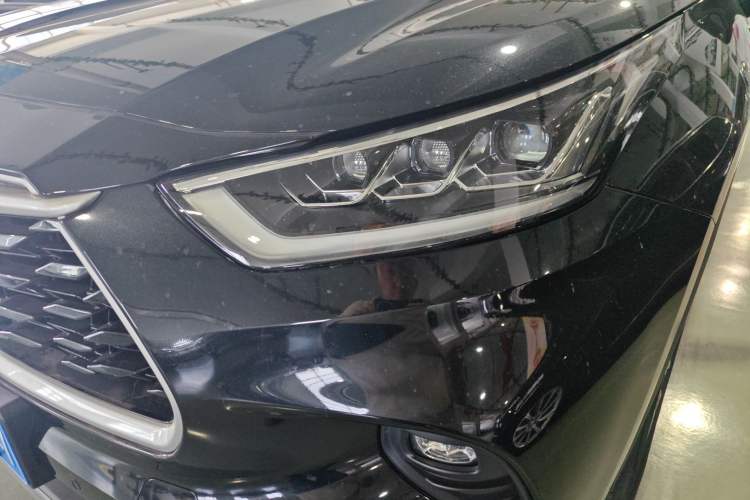 Used Toyota Highlander 2024 2.5L Smart Electric Hybrid Dual-Engine Four-Wheel Drive Prestige Version – 7 Seats Left Front Headlight