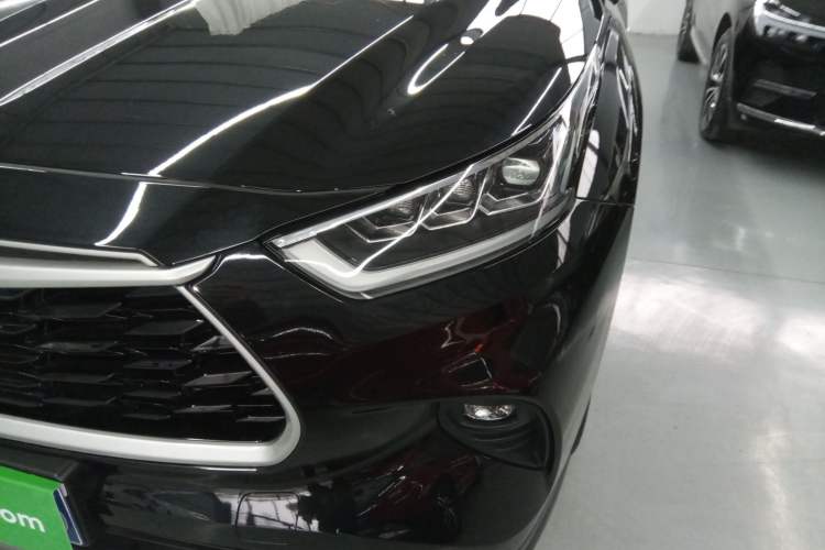 Used Toyota Highlander 2024 2.5L Smart Electric Hybrid Dual-Engine Four-Wheel Drive Prestige Version – 7 Seats Left Front Headlight