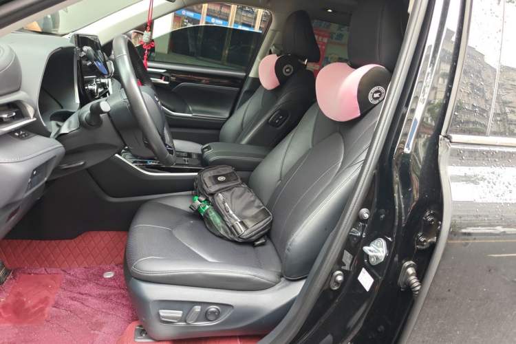 Used Toyota Highlander 2024 2.5L Smart Electric Hybrid Dual-Motor Two-Wheel Drive Luxury Version 7 Seats Left Front Seat