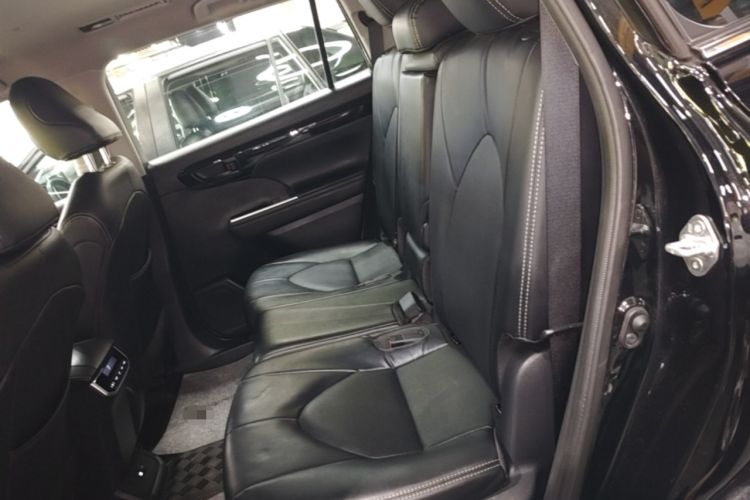 Used Toyota Highlander 2024 2.5L Smart Electric Hybrid Dual-Engine Two-Wheel Drive Elite Version 7 Seats Left Rear Seat