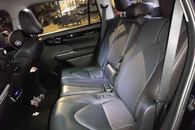 Used Toyota Highlander 2024 2.5L Smart Electric Hybrid Dual-Motor Two-Wheel-Drive Elite Edition 5 Seats Left Rear Seat