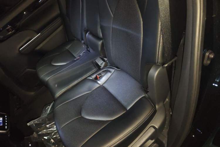 Used Toyota Highlander 2024 2.5L Smart Electric Hybrid Dual-Motor Two-Wheel-Drive Elite Edition 5 Seats Left Rear Seat