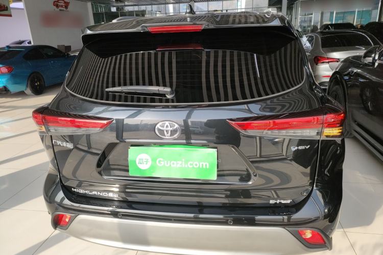 Used Toyota Highlander 2024 2.5L Smart Electric Hybrid Dual-Engine Four-Wheel Drive Prestige Version – 7 Seats Rear