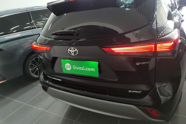 Used Toyota Highlander 2024 2.5L Smart Electric Hybrid Dual-Engine Four-Wheel Drive Prestige Version – 7 Seats Rear