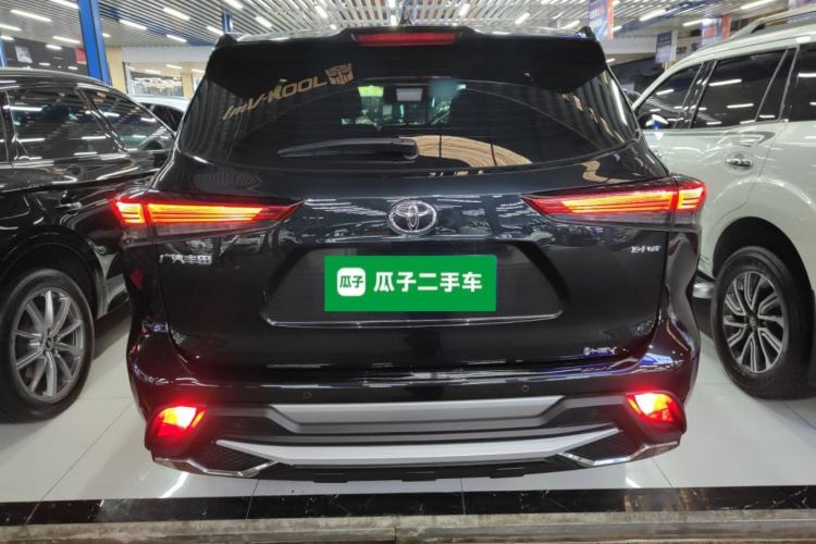 Used Toyota Highlander 2024 2.5L Smart e-Power Dual-Motor All-Wheel-Drive Elite Version – 7 Seats Rear