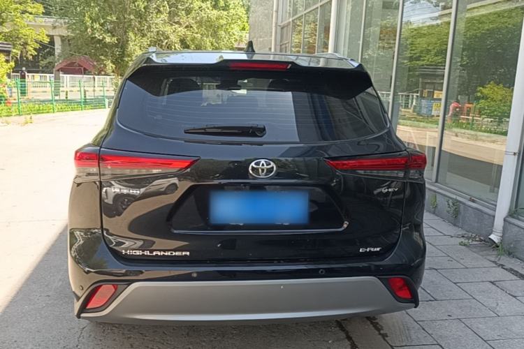 Used Toyota Highlander 2024 2.5L Smart Electric Hybrid Dual-Motor All-Wheel-Drive Luxury 7-Seater Rear