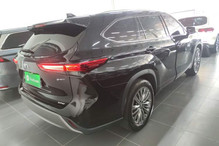 Used Toyota Highlander 2024 2.5L Smart Electric Hybrid Dual-Engine Four-Wheel Drive Prestige Version – 7 Seats Rear Right 45 Deg