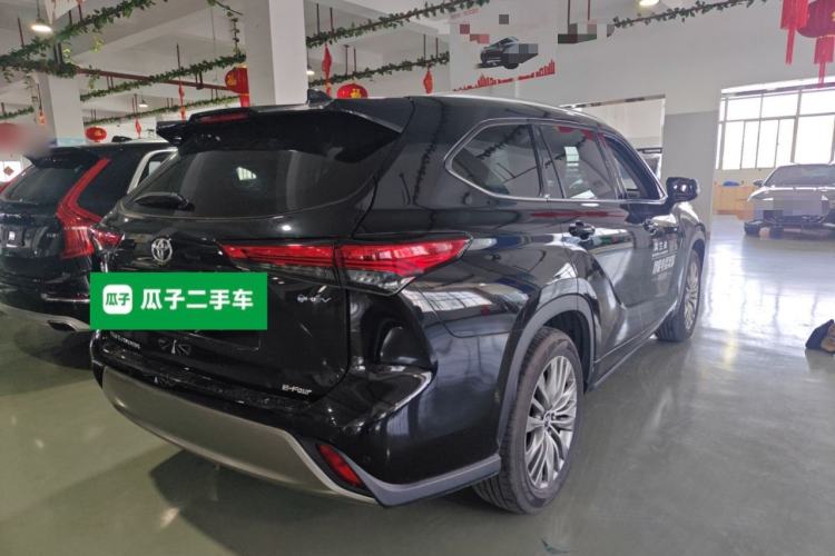 Used Toyota Highlander 2024 2.5L Smart Electric Hybrid Dual-Engine Four-Wheel Drive Prestige Version – 7 Seats Rear Right 45 Deg