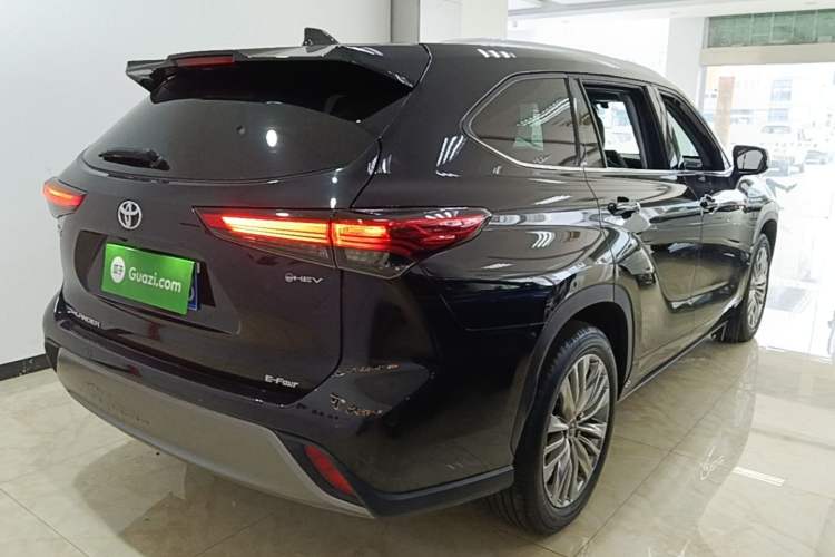 Used Toyota Highlander 2024 2.5L Smart Electric Hybrid Dual-Engine Four-Wheel Drive Prestige Version – 7 Seats Rear Right 45 Deg