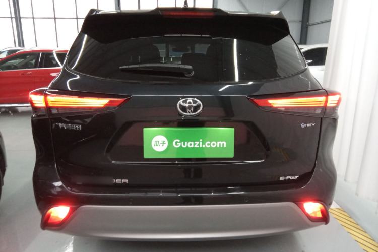Used Toyota Highlander 2024 2.5L Smart Electric Hybrid Dual-Engine Four-Wheel Drive Prestige Version – 7 Seats Rear