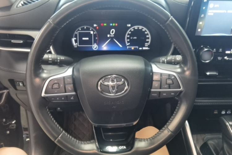 Used Toyota Highlander 2024 380T Four-Wheel Drive Prestige Version 7 Seats Steering Wheel