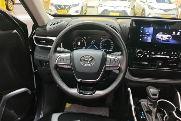 Used Toyota Highlander 2024 2.5L Smart Electric Hybrid Dual-Engine Two-Wheel Drive Elite Version 7 Seats Steering Wheel