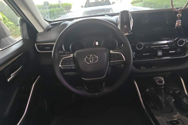 Used Toyota Highlander 2024 2.5L Smart Electric Hybrid Dual-Engine Four-Wheel Drive Prestige Version – 7 Seats Steering Wheel