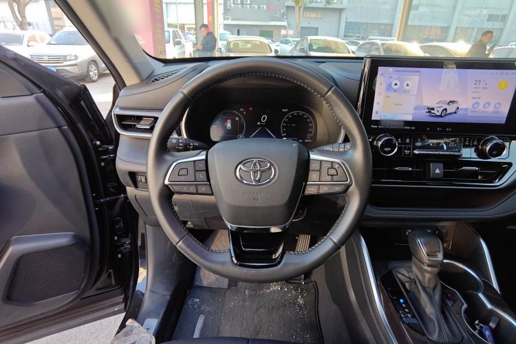 Used Toyota Highlander 2024 2.5L Smart Electric Hybrid Dual-Engine Four-Wheel Drive Prestige Version – 7 Seats Steering Wheel