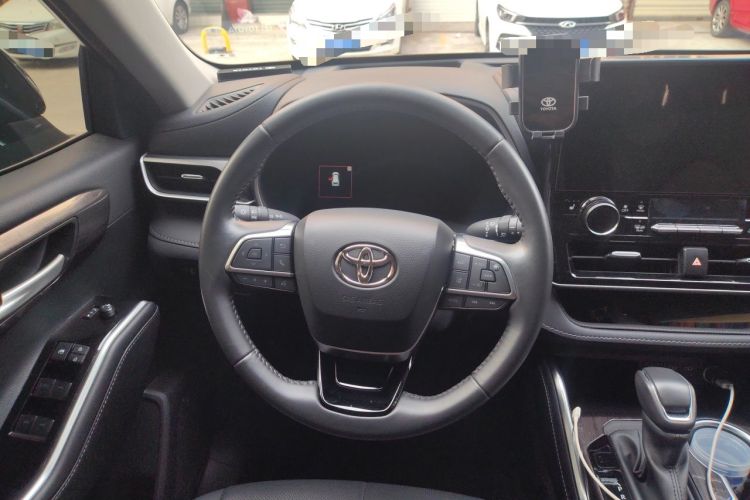 Used Toyota Highlander 2024 2.5L Smart Electric Hybrid Dual-Engine Four-Wheel Drive Prestige Version – 7 Seats Steering Wheel