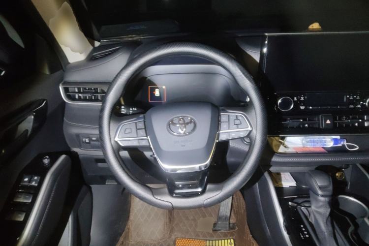 Used Toyota Highlander 2024 2.5L Smart e-Power Dual-Motor All-Wheel-Drive Elite Version – 7 Seats Steering Wheel