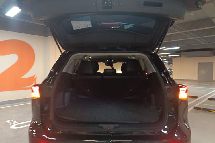 Used Toyota Highlander 2024 2.5L Smart Electric Hybrid Dual-Motor Two-Wheel-Drive Elite Edition 5 Seats Trunk