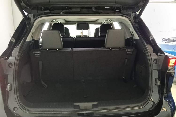 Used Toyota Highlander 2024 2.5L Smart Electric Hybrid Dual-Engine Four-Wheel Drive Prestige Version – 7 Seats Trunk