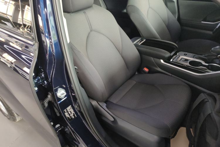 Used Toyota Highlander 2024 2.5L Smart Electric Hybrid Dual-Motor Two-Wheel-Drive Elite Edition 5 Seats Right Front Seat