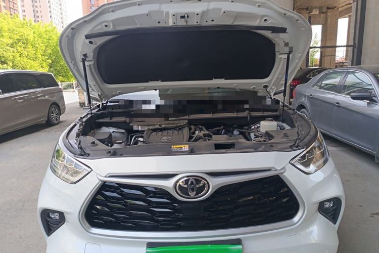 Used Toyota Highlander 2024 380T Four-Wheel Drive Prestige Version 7 Seats Engine Bay