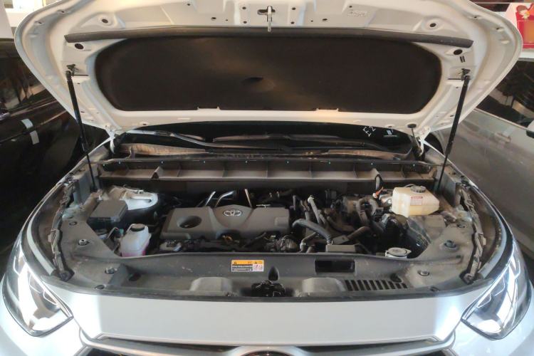 Used Toyota Highlander 2024 2.5L Smart Electric Hybrid Dual-Motor Two-Wheel-Drive Prestige Version 7 Seats Engine Bay