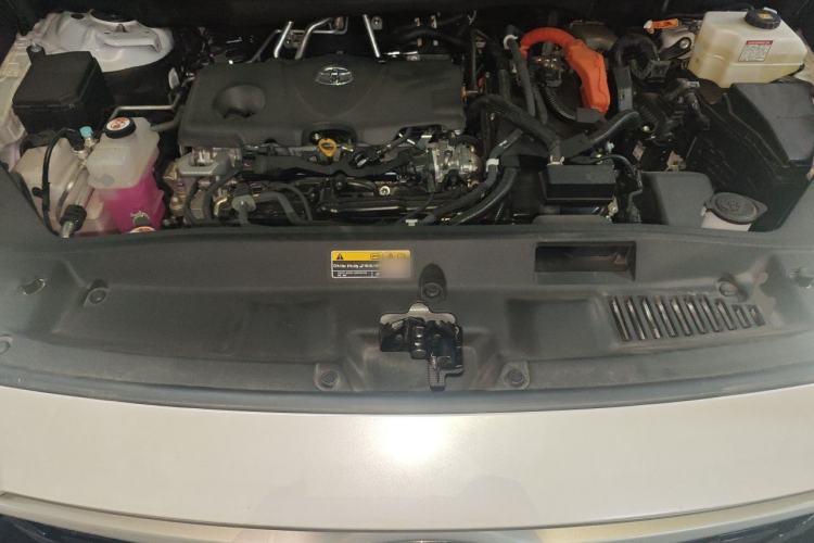 Used Toyota Highlander 2024 2.5L Smart Electric Hybrid Dual-Engine Four-Wheel Drive Prestige Version – 7 Seats Engine Bay