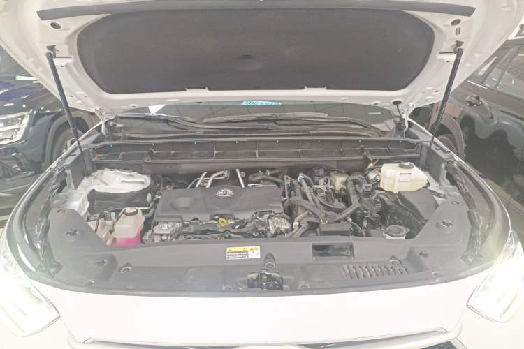Used Toyota Highlander 2024 2.5L Smart Electric Hybrid Dual-Motor Two-Wheel-Drive Elite Edition 5 Seats Engine Bay