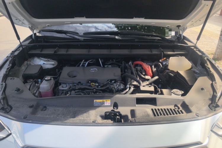 Used Toyota Highlander 2024 2.5L Smart Electric Hybrid Dual-Motor All-Wheel-Drive Luxury 7-Seater Engine Bay