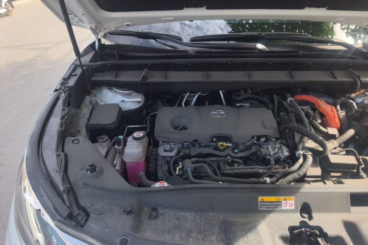 Used Toyota Highlander 2024 2.5L Smart Electric Hybrid Dual-Motor All-Wheel-Drive Luxury 7-Seater Engine Bay Right