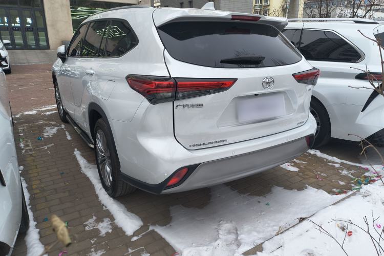 Used Toyota Highlander 2024 2.5L Smart Electric Hybrid Dual-Engine Four-Wheel Drive Prestige Version – 7 Seats Exterior 3