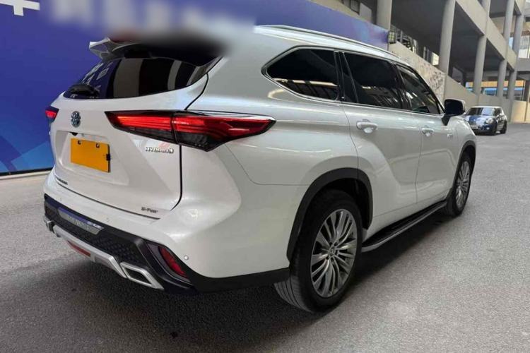 Used Toyota Highlander 2024 2.5L Smart Electric Hybrid Dual-Engine Four-Wheel Drive Prestige Version – 7 Seats Exterior 4