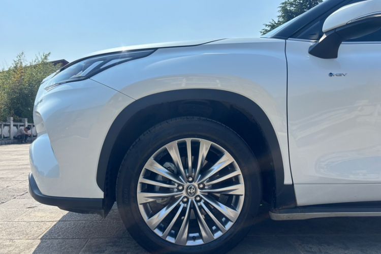 Used Toyota Highlander 2024 2.5L Smart Electric Hybrid Dual-Motor All-Wheel-Drive Luxury 7-Seater Exterior 6