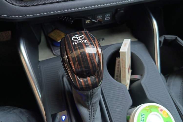 Used Toyota Highlander 2024 380T Four-Wheel Drive Prestige Version 7 Seats Gear Lever