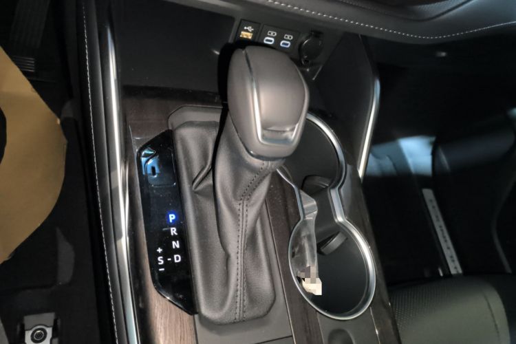 Used Toyota Highlander 2024 2.5L Smart Electric Hybrid Dual-Motor Two-Wheel-Drive Prestige Version 7 Seats Gear Lever