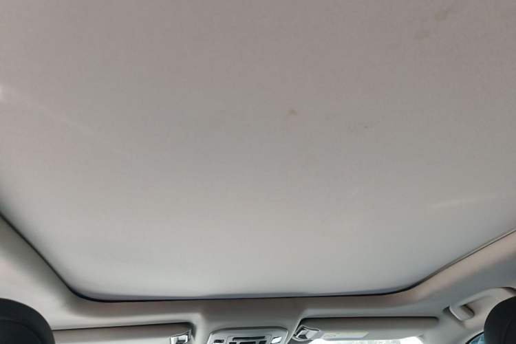 Used Toyota Highlander 2024 2.5L Smart Electric Hybrid Dual-Motor All-Wheel-Drive Luxury 7-Seater Headliner
