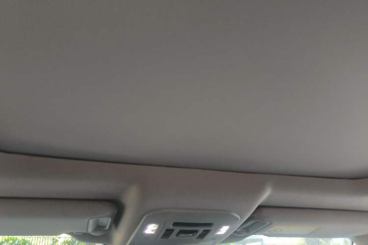 Used Toyota Highlander 2024 2.5L Smart Electric Hybrid Dual-Engine Four-Wheel Drive Prestige Version – 7 Seats Headliner