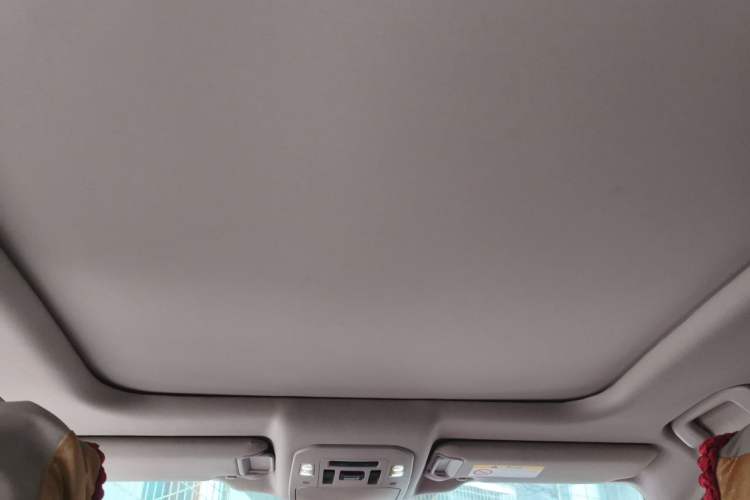 Used Toyota Highlander 2024 2.5L Smart Electric Hybrid Dual-Engine Four-Wheel Drive Prestige Version – 7 Seats Headliner