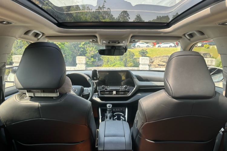 Used Toyota Highlander 2024 2.5L Smart Electric Hybrid Dual-Motor All-Wheel-Drive Luxury 7-Seater Instrument Cluster