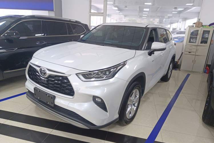 Used Toyota Highlander 2024 2.5L Smart Electric Hybrid Dual-Motor Two-Wheel-Drive Elite Edition 5 Seats Guazi used car, China used car export, Used car for sale, Used  cars, Cheapest cars for sale