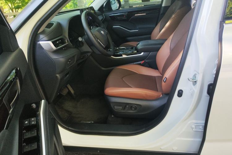 Used Toyota Highlander 2024 2.5L Smart Electric Hybrid Dual-Engine Two-Wheel Drive Elite Version 7 Seats Left Front Seat