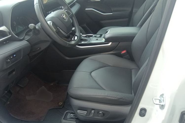 Used Toyota Highlander 2024 2.5L Smart Electric Hybrid Dual-Motor All-Wheel-Drive Luxury 7-Seater Left Front Seat