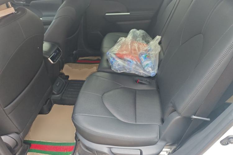 Used Toyota Highlander 2024 2.5L Smart Electric Hybrid Dual-Engine Two-Wheel Drive Elite Version 7 Seats Left Rear Seat