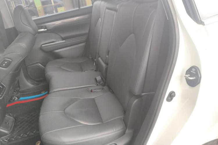 Used Toyota Highlander 2024 2.5L Smart Electric Hybrid Dual-Engine Four-Wheel Drive Prestige Version – 7 Seats Left Rear Seat