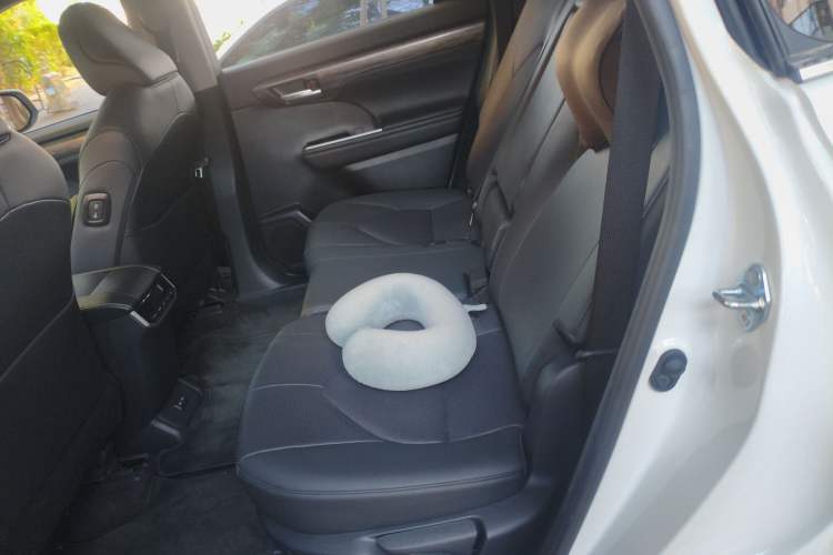 Used Toyota Highlander 2024 2.5L Smart Electric Hybrid Dual-Engine Four-Wheel Drive Prestige Version – 7 Seats Left Rear Seat