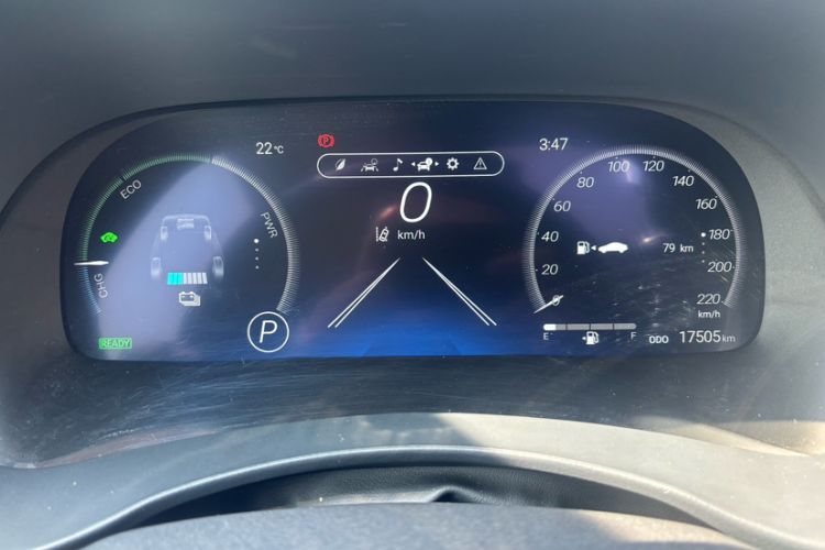 Used Toyota Highlander 2024 2.5L Smart Electric Hybrid Dual-Motor All-Wheel-Drive Luxury 7-Seater Odometer Close Up