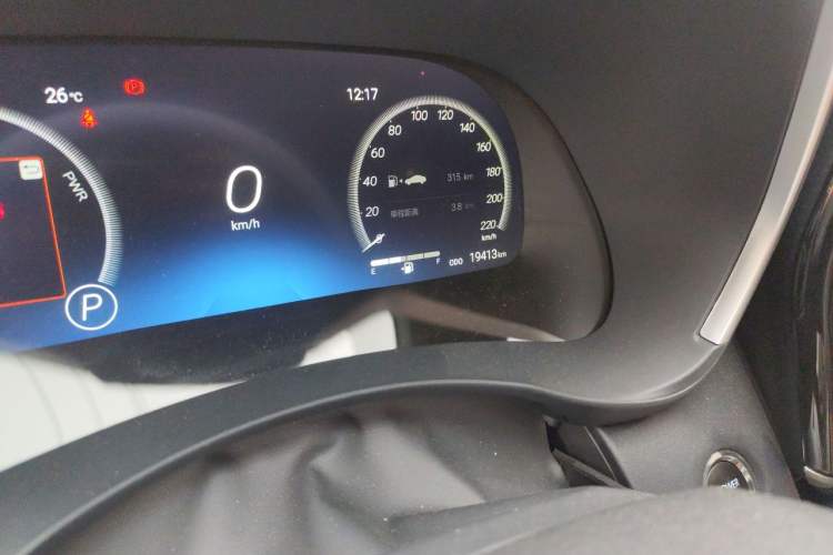 Used Toyota Highlander 2024 2.5L Smart e-Power Dual-Motor All-Wheel-Drive Elite Version – 7 Seats Odometer Close Up