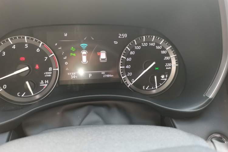 Used Toyota Highlander 2024 380T Four-Wheel Drive Prestige Version 7 Seats Odometer Close Up