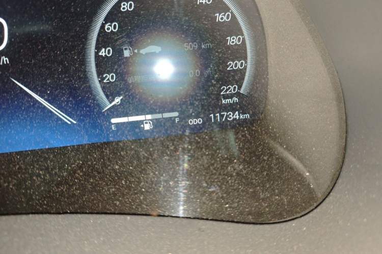 Used Toyota Highlander 2024 2.5L Smart Electric Hybrid Dual-Engine Four-Wheel Drive Prestige Version – 7 Seats Odometer Close Up